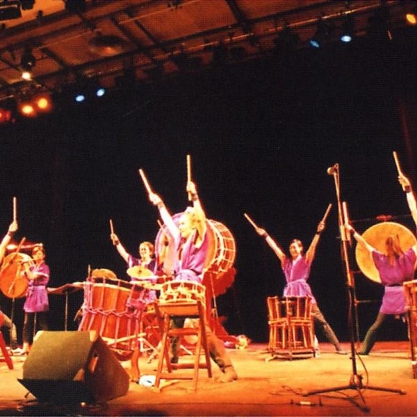 Joji Hirota & The Taiko Drummers