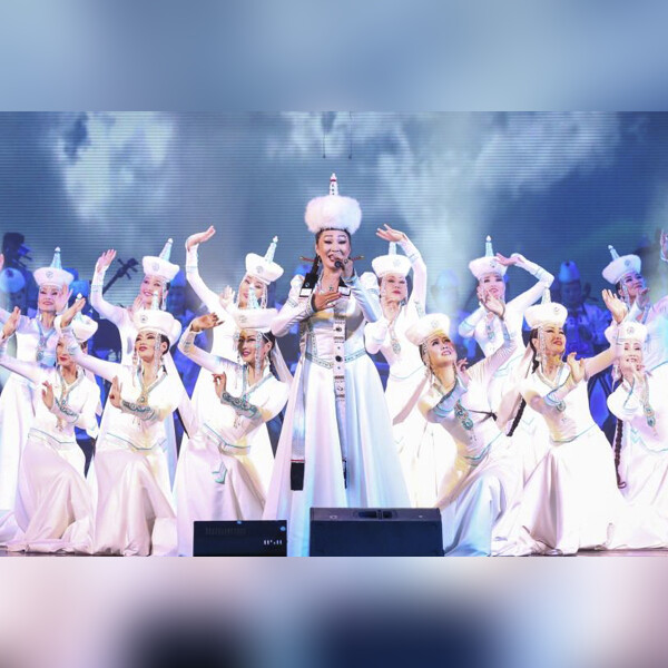 Бурятский театр песни и танца «Байкал»
