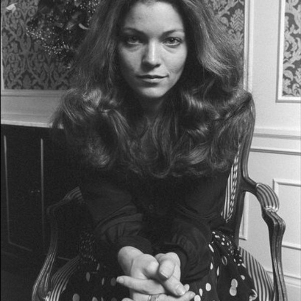 Amy Irving