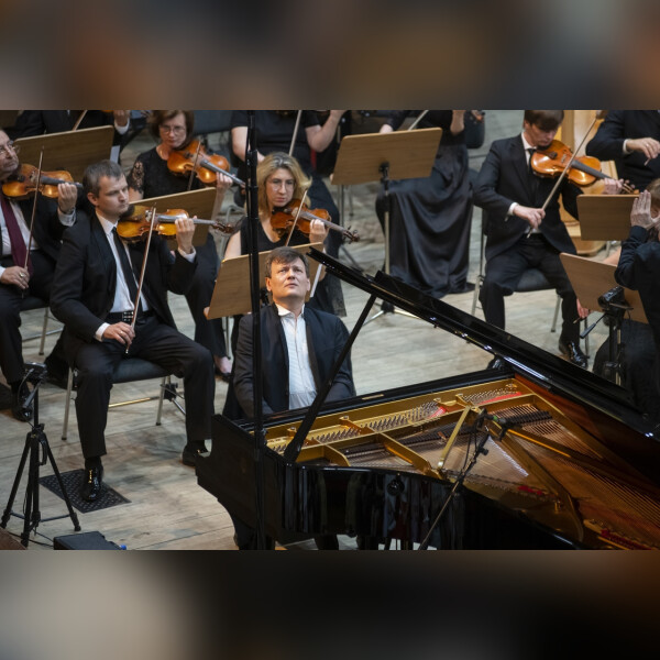Гаэтано ди Бакко и Омский симфонический оркестр. Три концерта