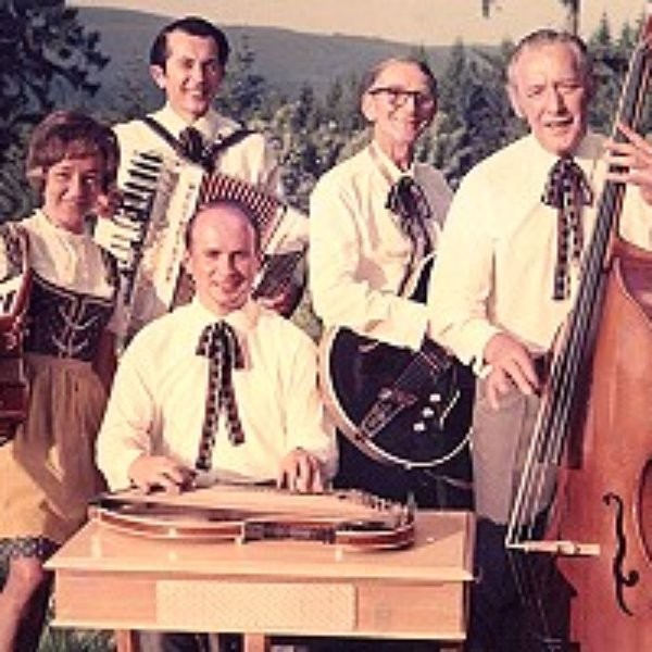 Herbert Roth mit seiner Instrumentalgruppe