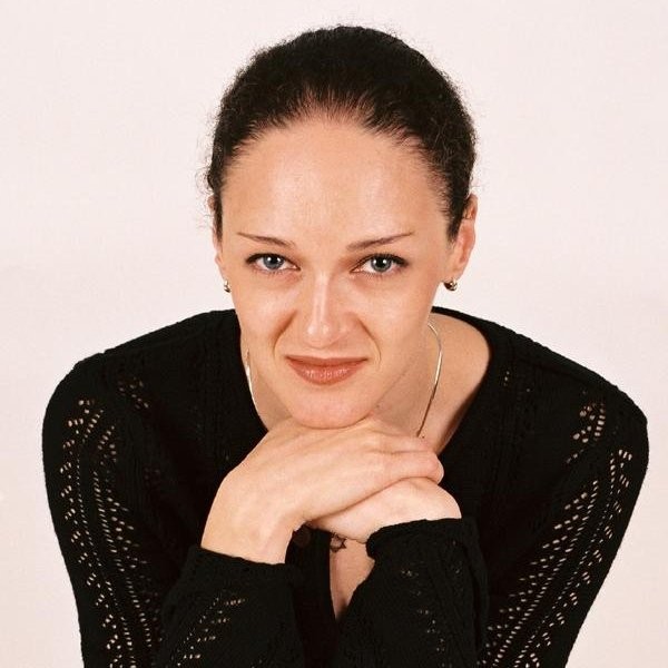Angela Yoffe