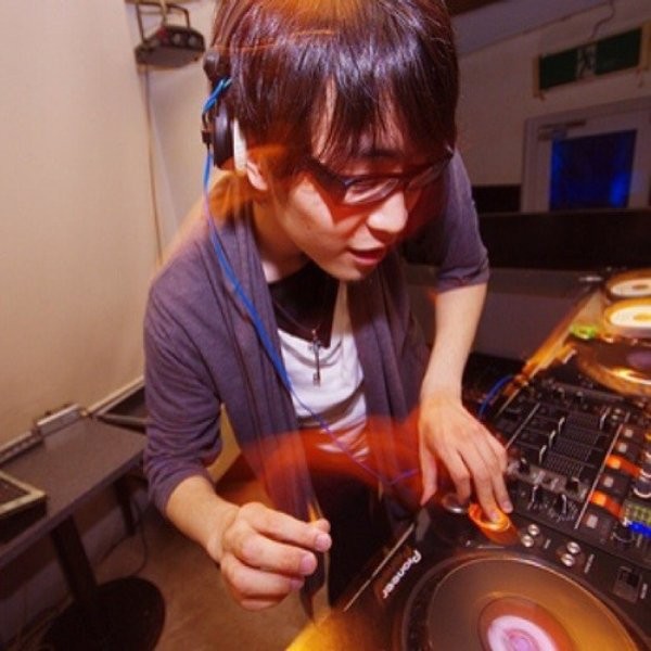 DJ 490