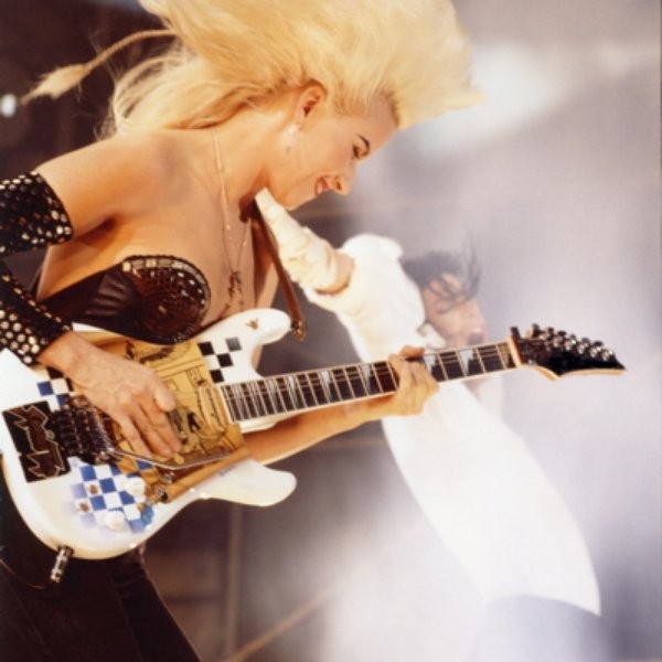 Jennifer Batten