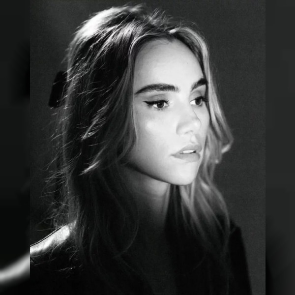 Suki Waterhouse