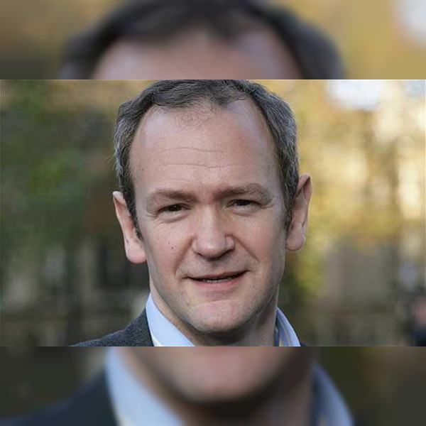 Alexander Armstrong