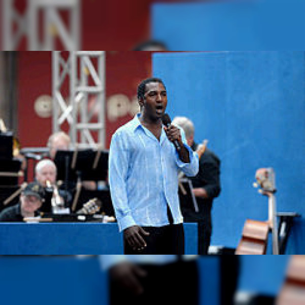 Norm Lewis