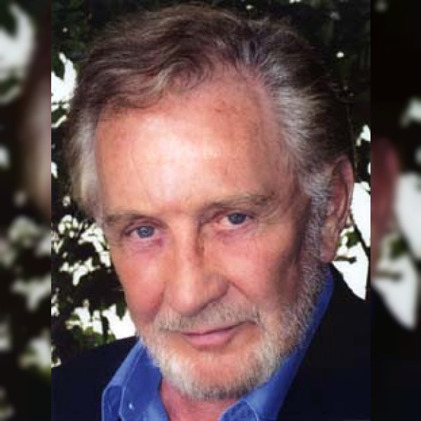 Roy Dotrice