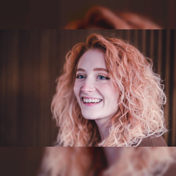 Janet Devlin