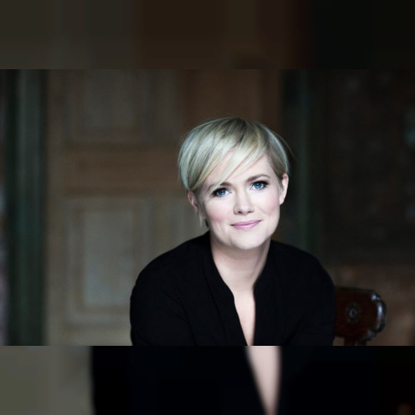 Cecelia Ahern