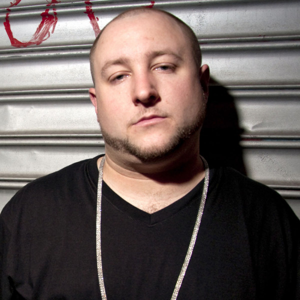 Statik Selektah