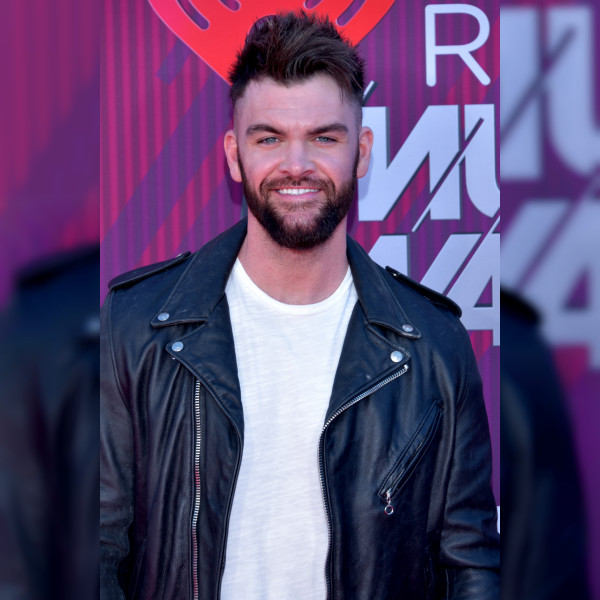 Dylan Scott