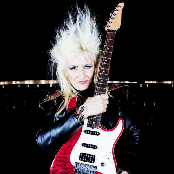 Jennifer Batten