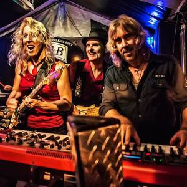 Laurie Morvan Band