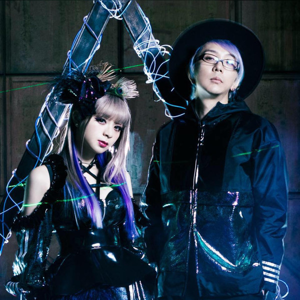 GARNiDELiA