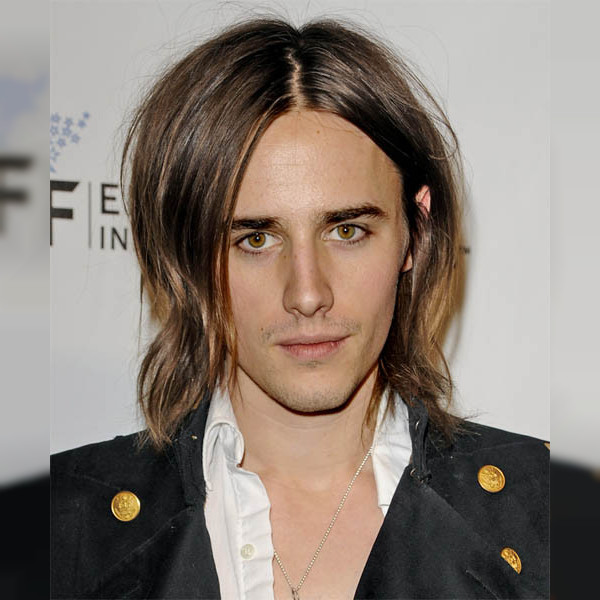 Reeve Carney