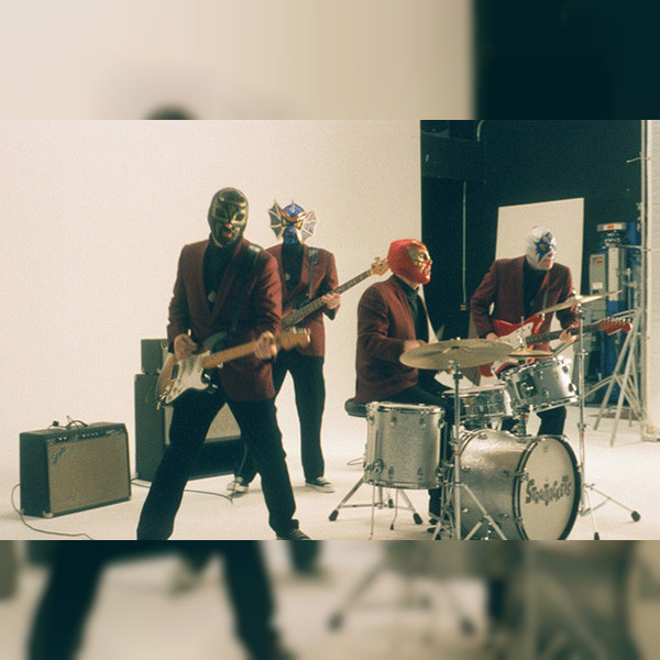 Los Straitjackets