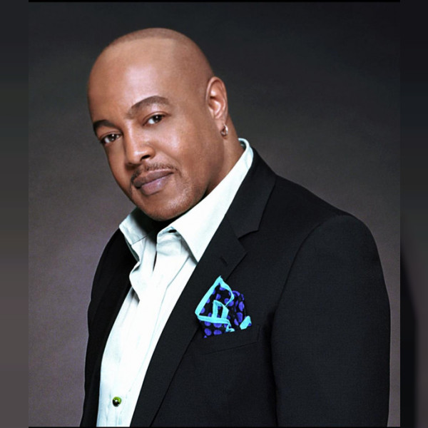 Peabo Bryson at Levoy Theatre