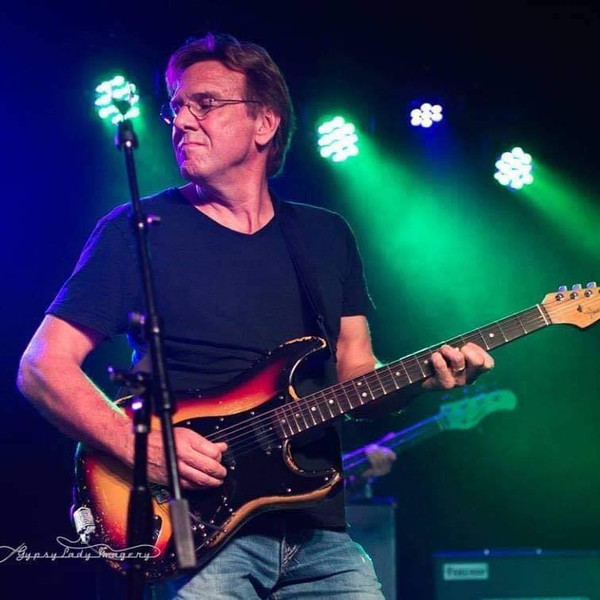 Dann Huff