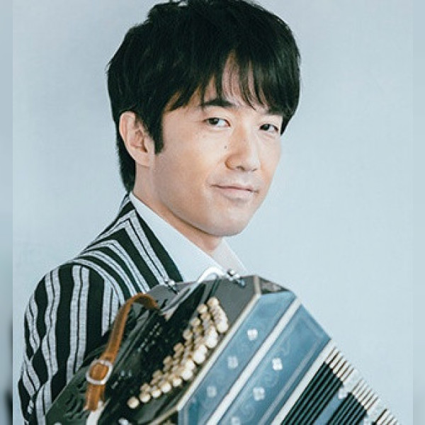 小松亮太