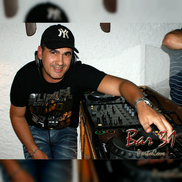 DJ Fernando