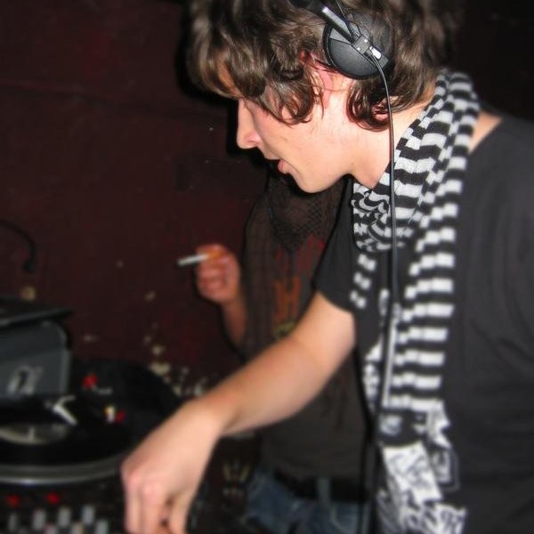DJ Greg