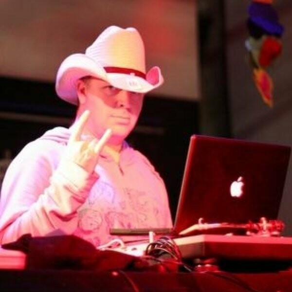 DJ Donna Summer